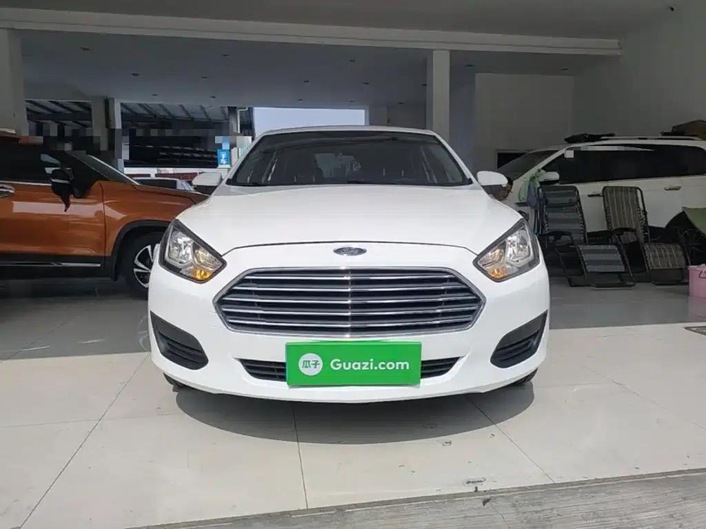 Ford Focus 2019 Facelift 1.5L Automatic Premium Edition (Tire Pressure Monitoring) China VI Emission Standard — миниатюра 3