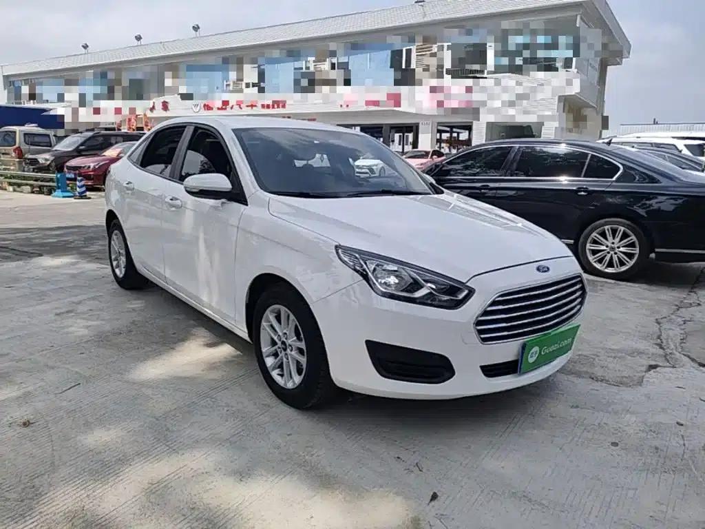 Ford Focus 2019 Facelift 1.5L Automatic Premium Edition (Tire Pressure Monitoring) China VI Emission Standard — миниатюра 4