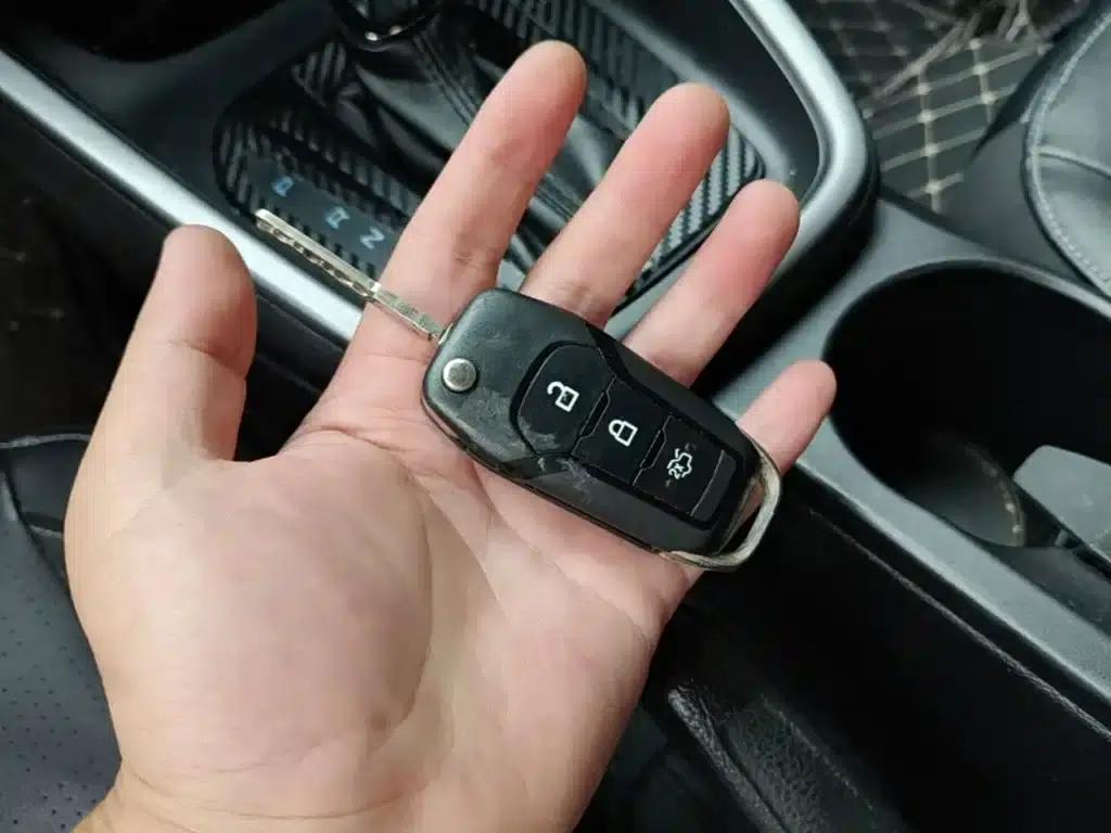 Ford Focus 2015 1.5L Automatic Fashion Edition — миниатюра 9