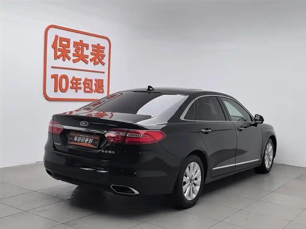 2016 Taurus EcoBoost 180 Luxury — миниатюра 2