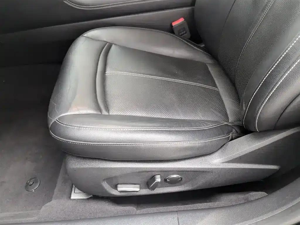 2016 Taurus EcoBoost 180 Luxury — миниатюра 20