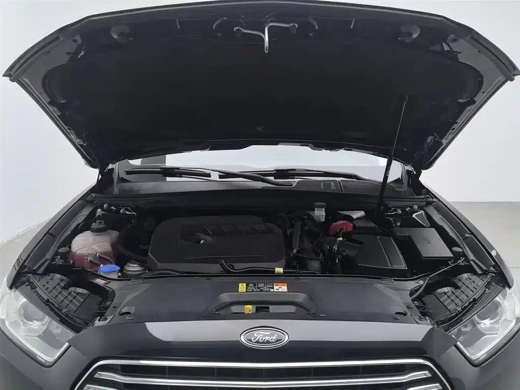 2016 Taurus EcoBoost 180 Luxury — миниатюра 6