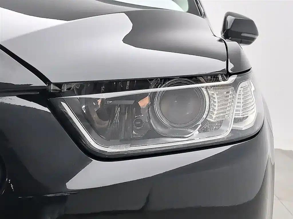 2016 Taurus EcoBoost 180 Luxury — миниатюра 7