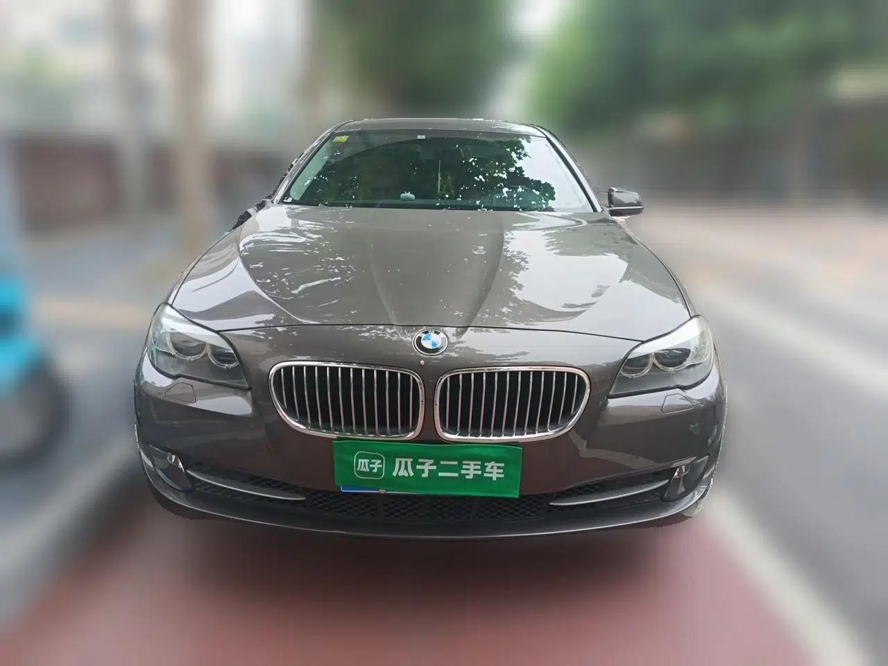 BMW 5 Series 2013 525Li Leading Model — миниатюра 2