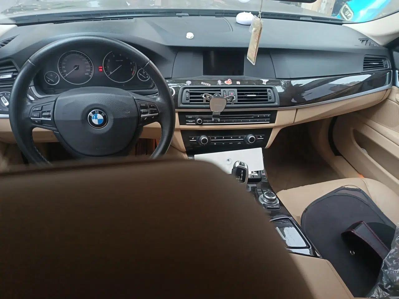 BMW 5 Series 2013 525Li Leading Model — миниатюра 9
