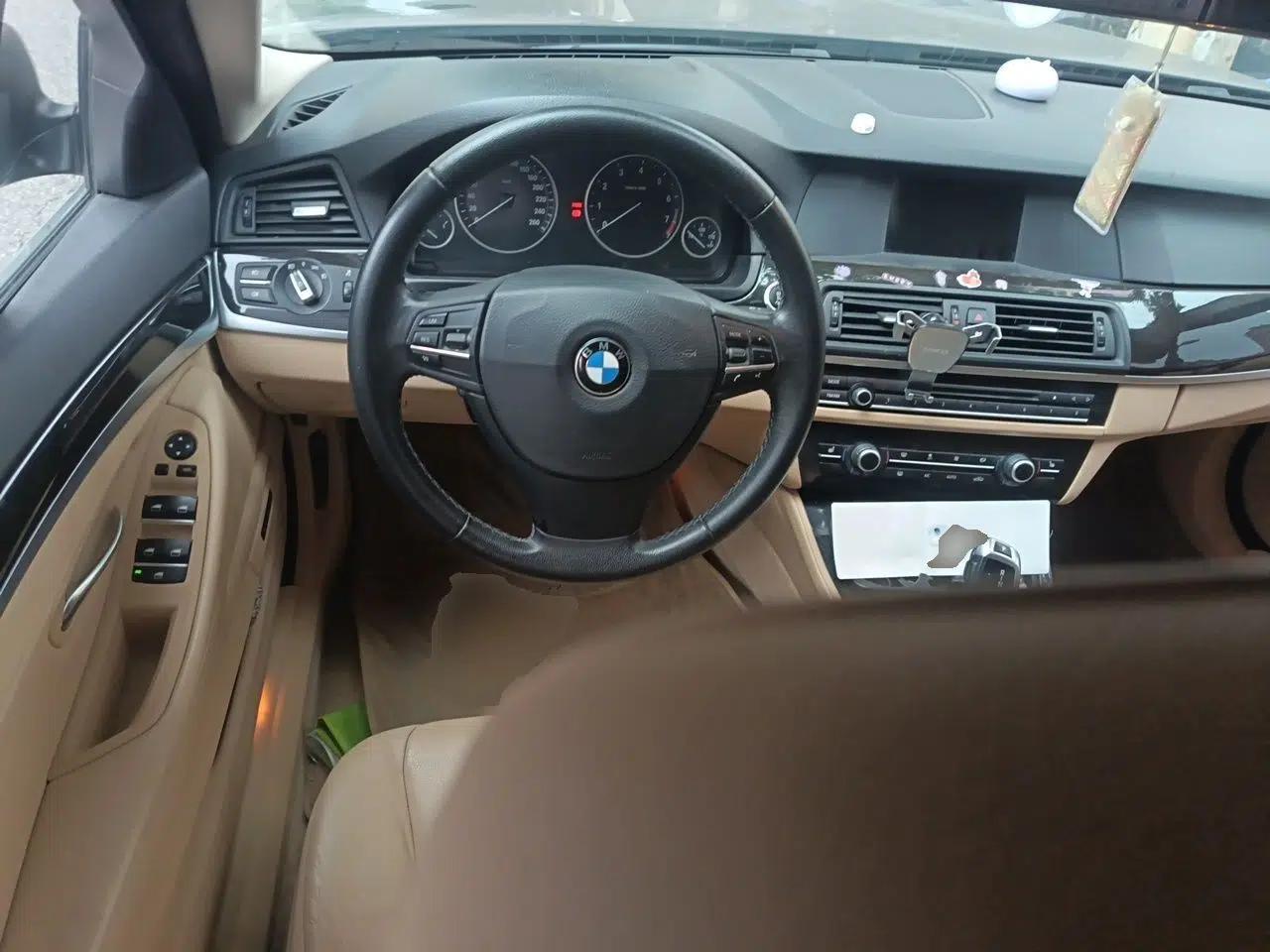 BMW 5 Series 2013 525Li Leading Model — миниатюра 10