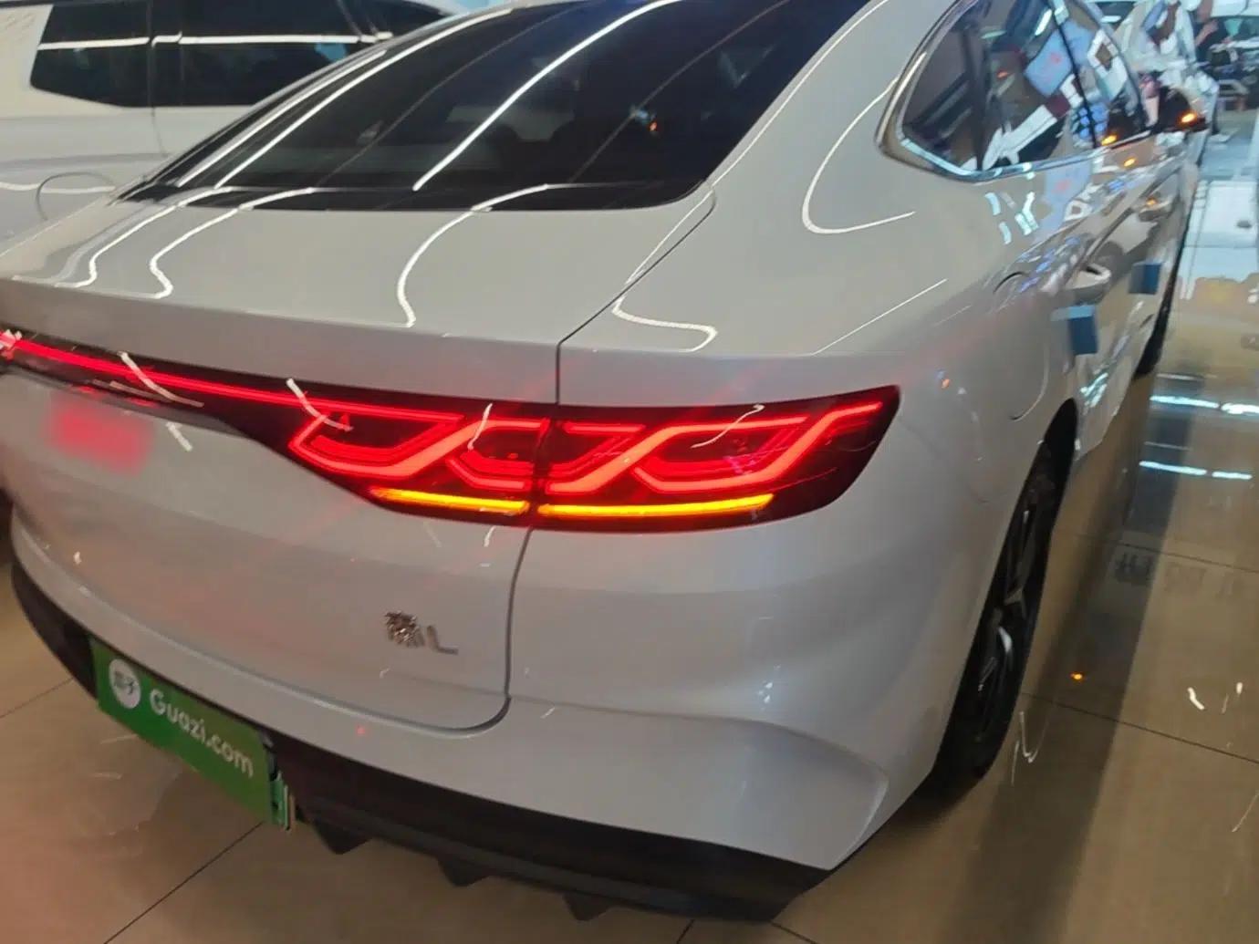 BYD Qin L 2024 DM-i 120KM Beyond Model — миниатюра 9