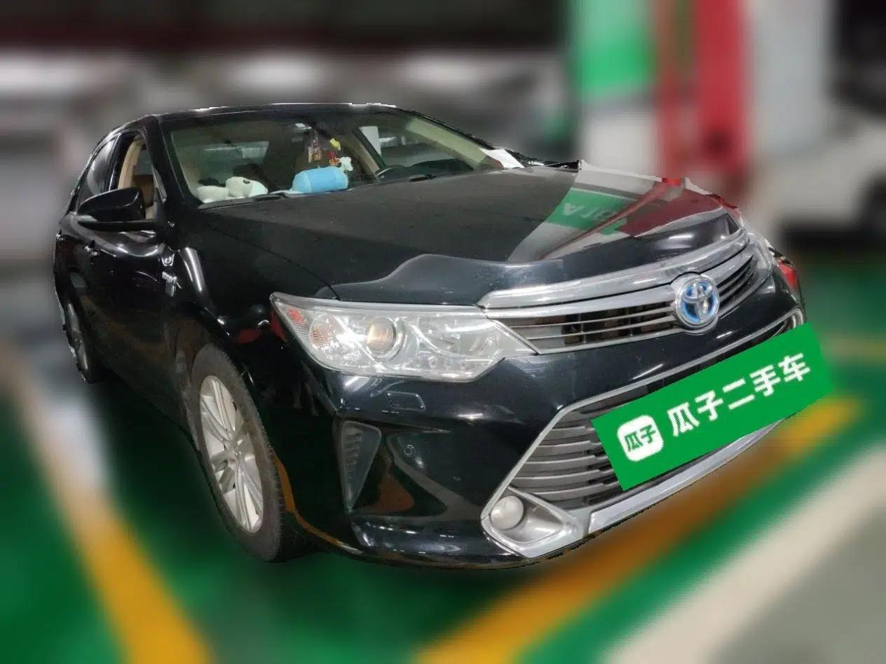 Toyota Camry 2015 Dual-Engine 2.5 HG Luxury Navigation Edition — миниатюра 3