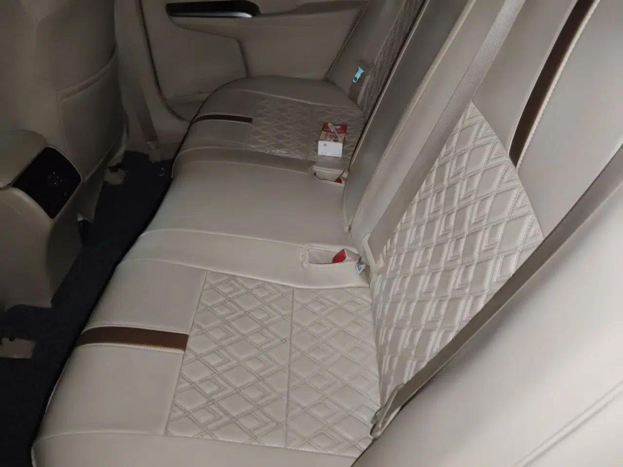 Toyota Camry 2015 2.0G Premier Edition — миниатюра 17