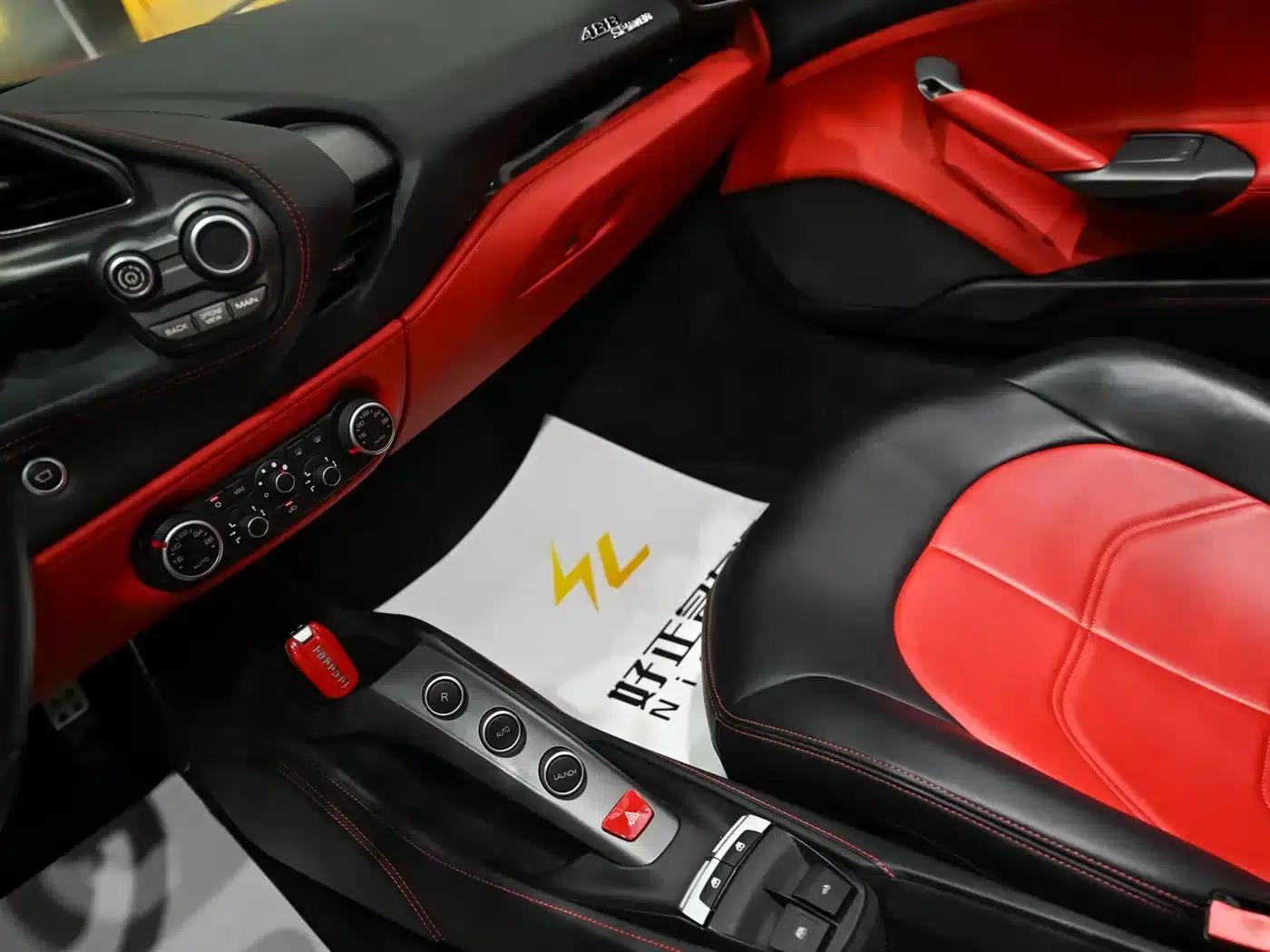 2015 Ferrari 488 Spider — миниатюра 14