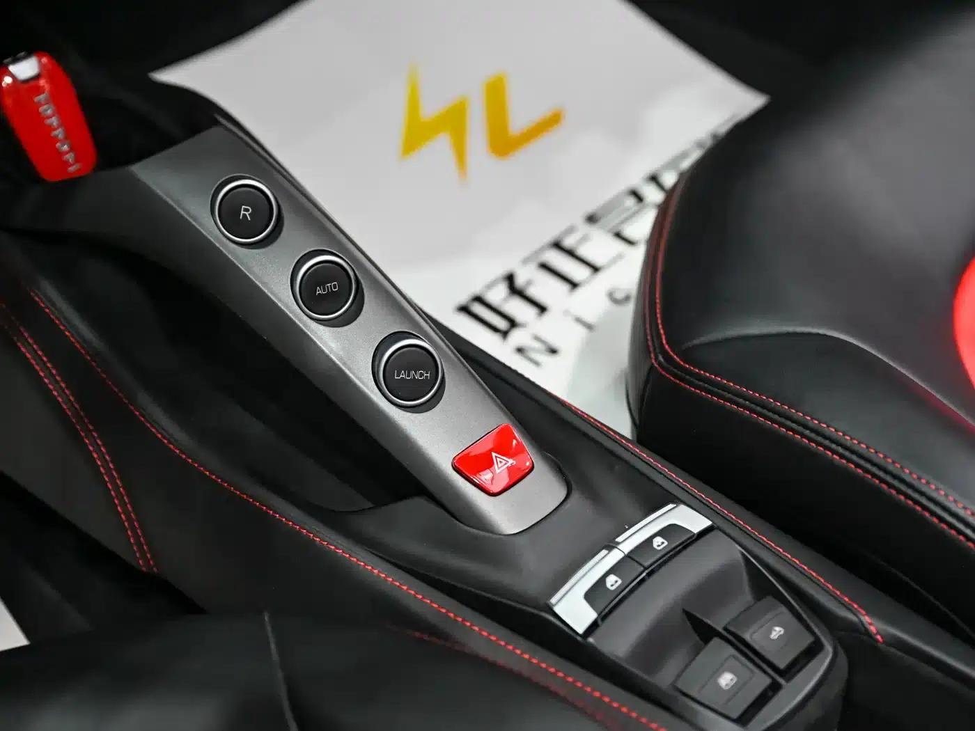 2015 Ferrari 488 Spider — миниатюра 15