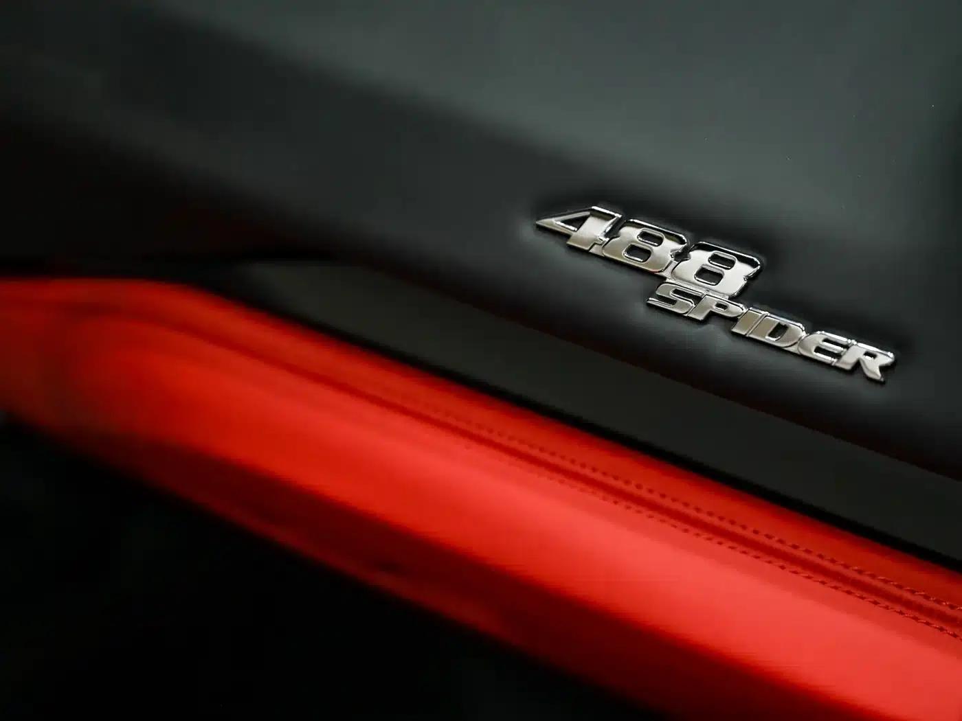 2015 Ferrari 488 Spider — миниатюра 16