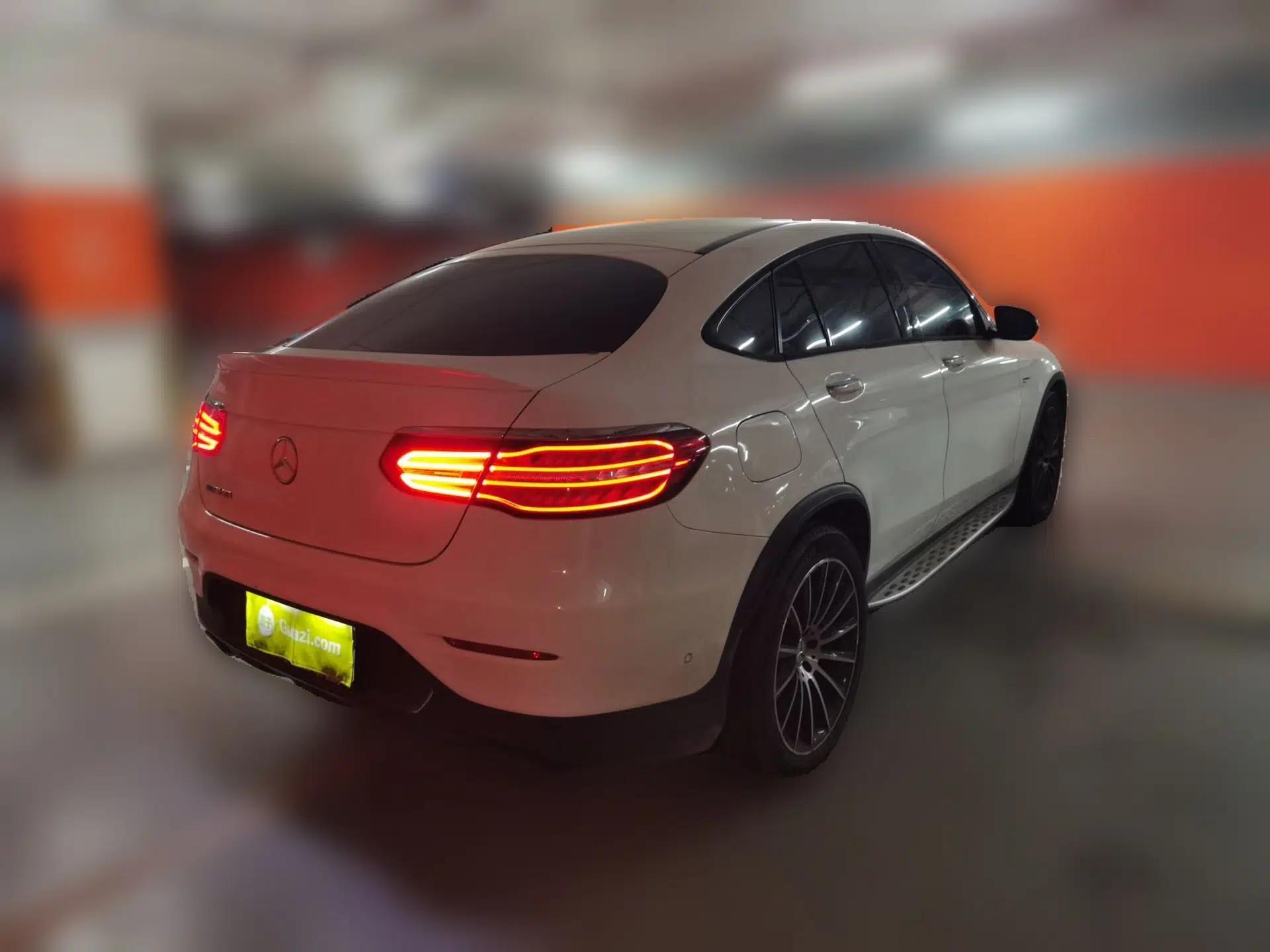 Mercedes-Benz GLC Coupe AMG 2017 AMG GLC 43 4MATIC Coupe SUV — миниатюра 6