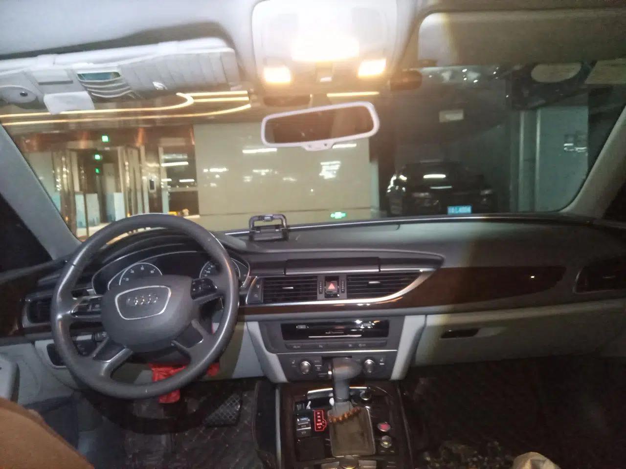 Audi A6L 2012 TFSI Standard Model — миниатюра 9