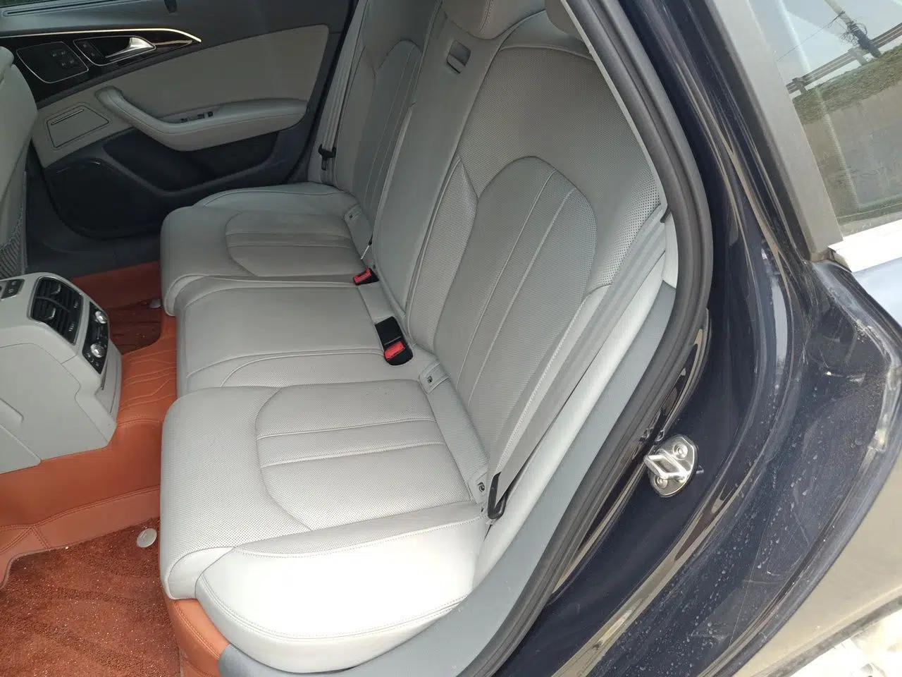 Audi A6L 2012 35 FSI Luxury Model — миниатюра 17