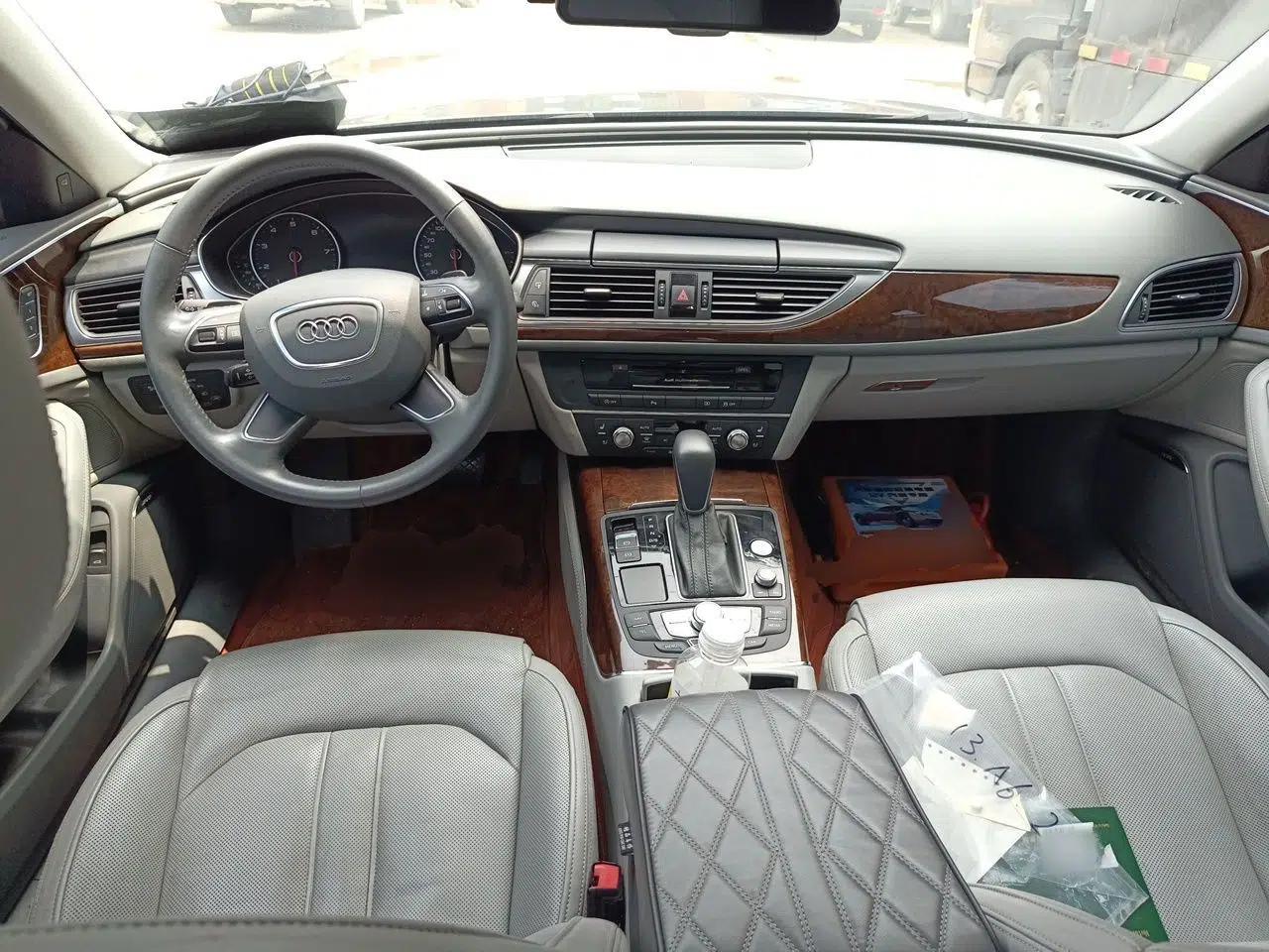 Audi A6L 2012 35 FSI Luxury Model — миниатюра 9
