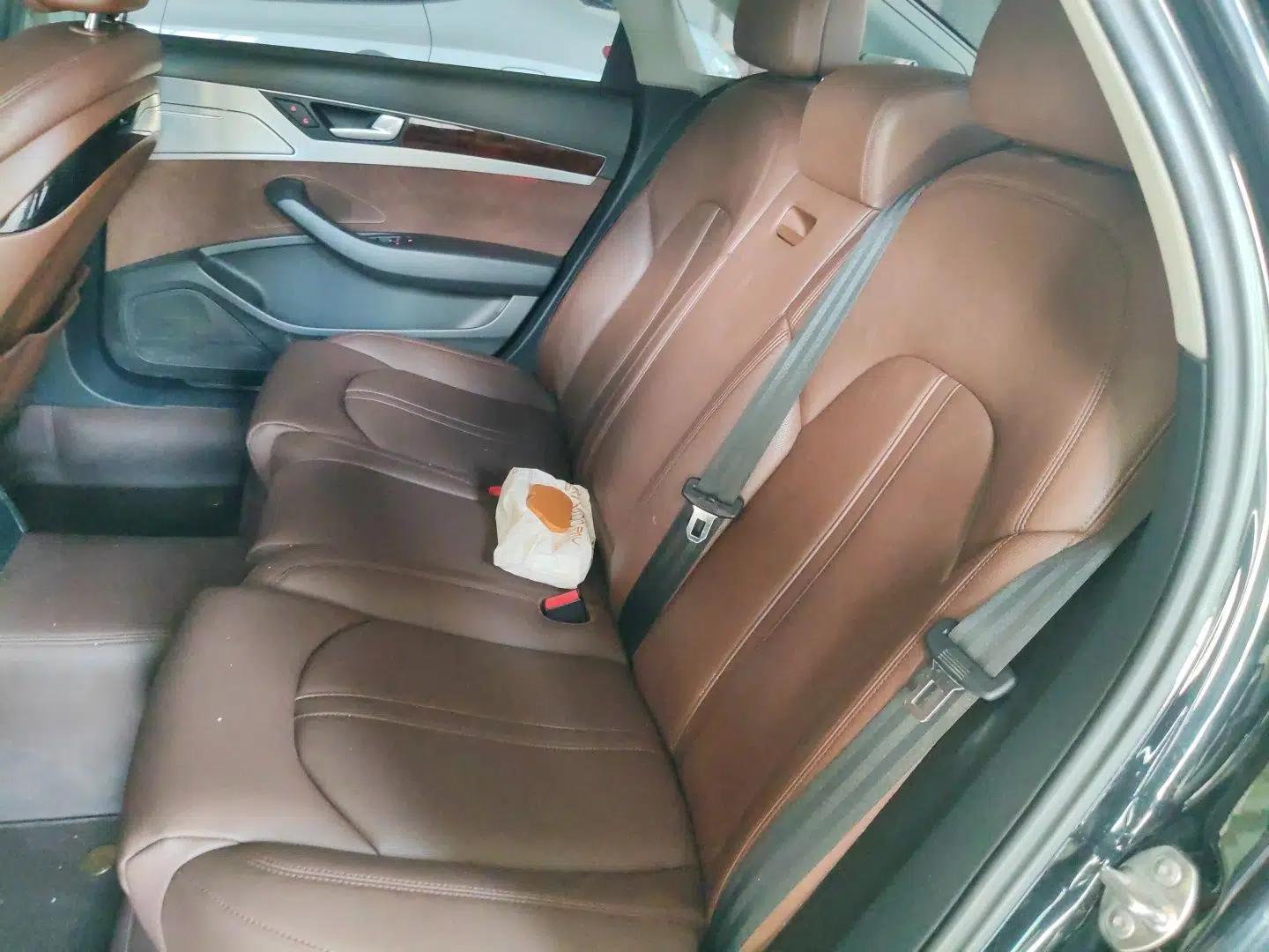 Audi A8 2013 A8L 30 FSI Comfort Model — миниатюра 17