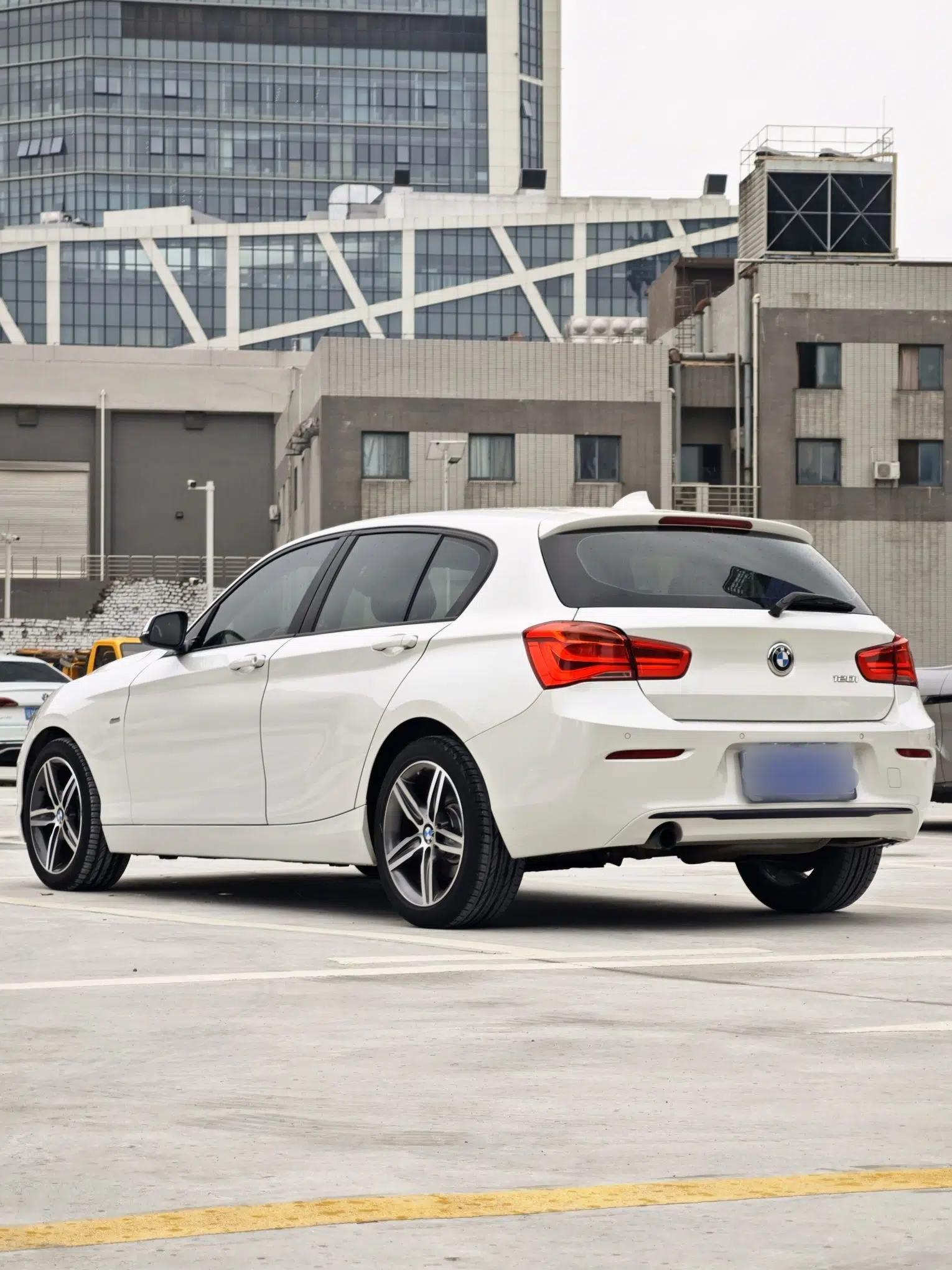 BMW 1 Series 2015 120i Sport Design Package — миниатюра 13