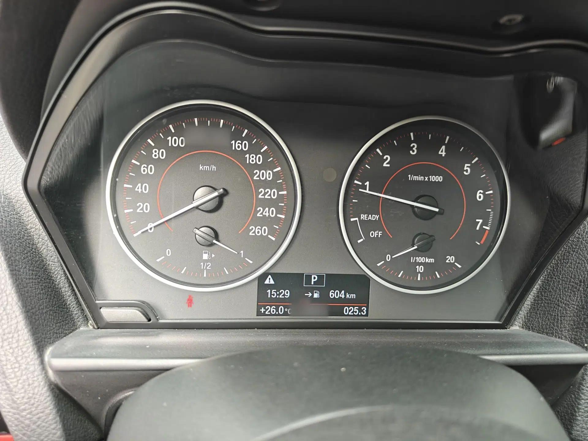 BMW 1 Series 2015 120i Sport Design Package — миниатюра 15