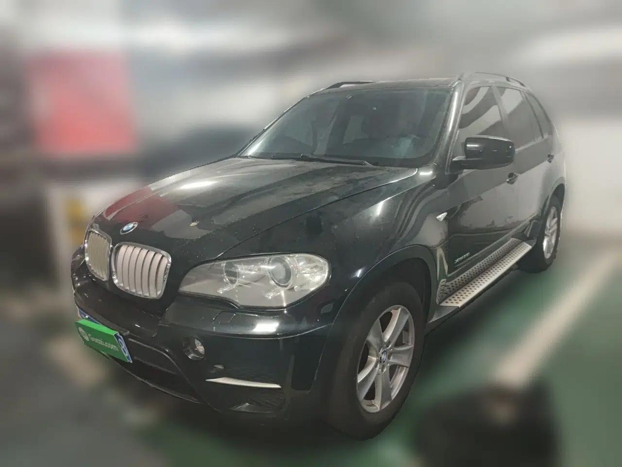 BMW X5 2013 xDrive35i Leading Model — миниатюра 1
