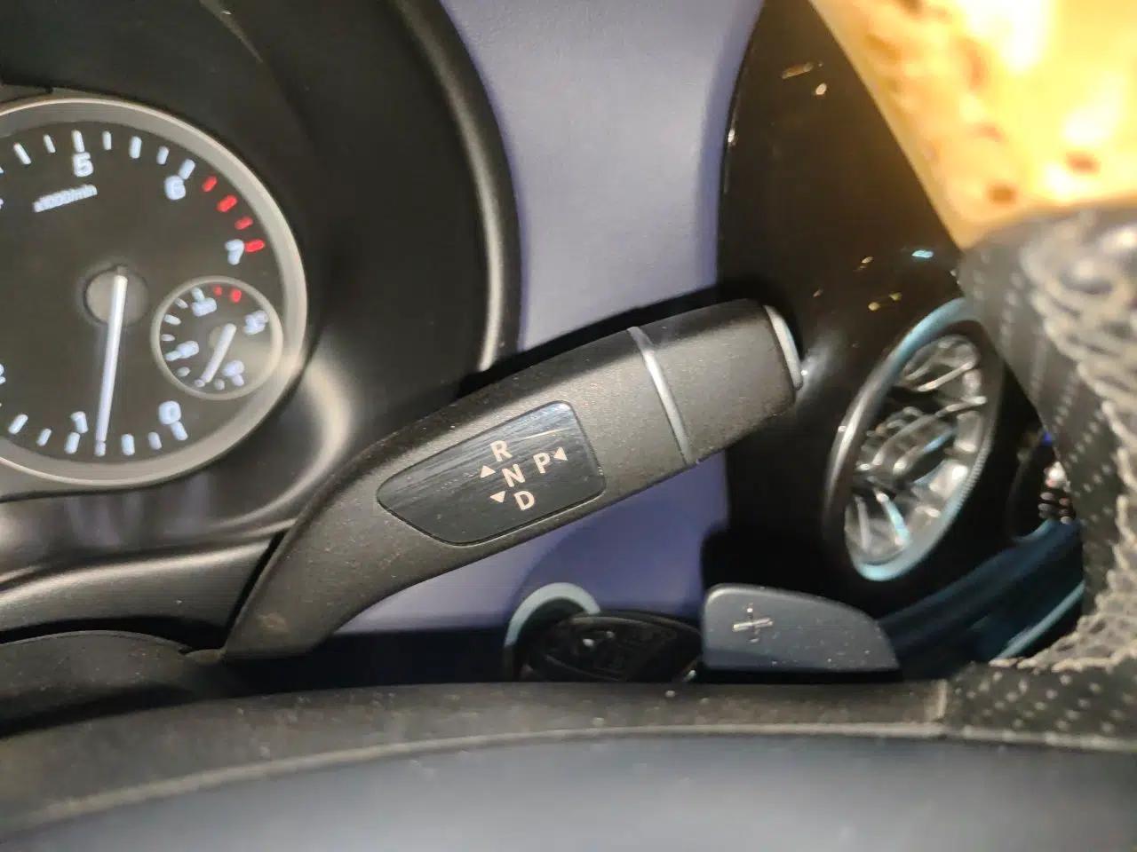 Mercedes-Benz Vito 2021 2.0T Business Version 7 Seats — миниатюра 14