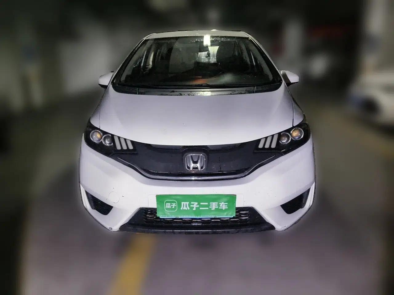 Honda Fit 2016 1.5L LX Manual Comfort Model — миниатюра 2