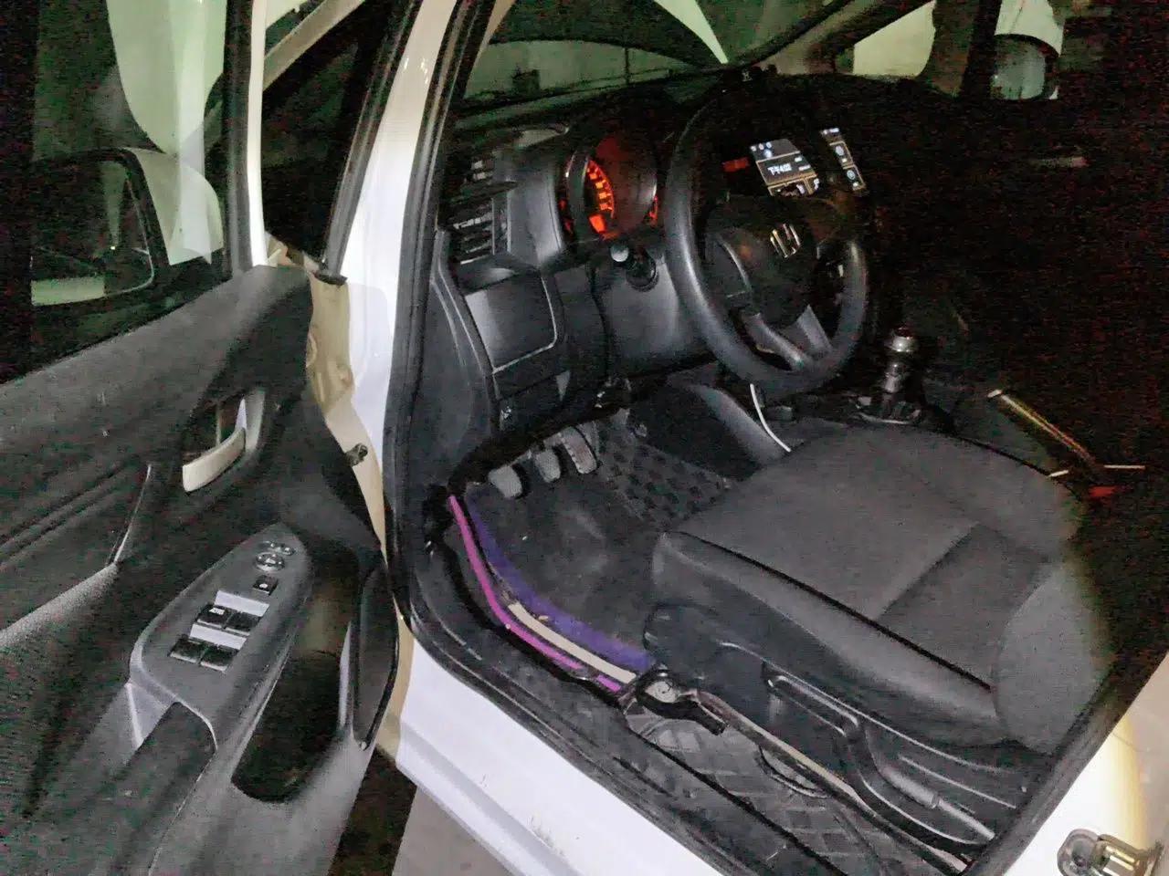 Honda Fit 2016 1.5L LX Manual Comfort Model — миниатюра 16