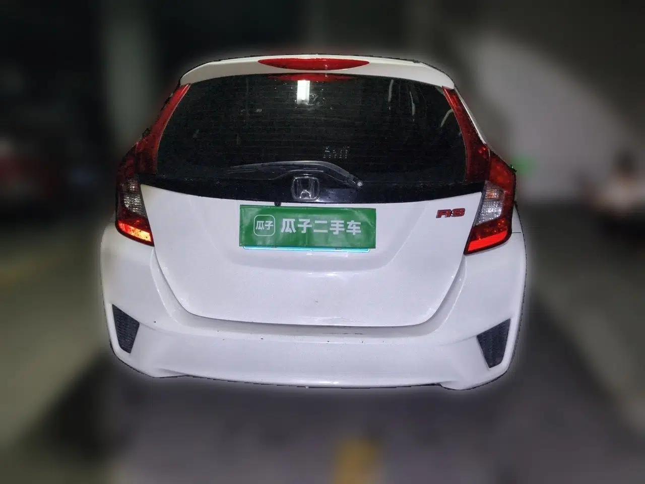 Honda Fit 2016 1.5L LX Manual Comfort Model — миниатюра 5