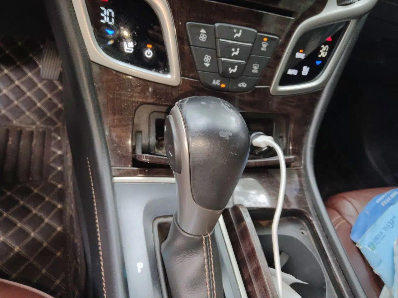 Buick LaCrosse 2013 2.4L SIDI Elite Comfort Version — миниатюра 14