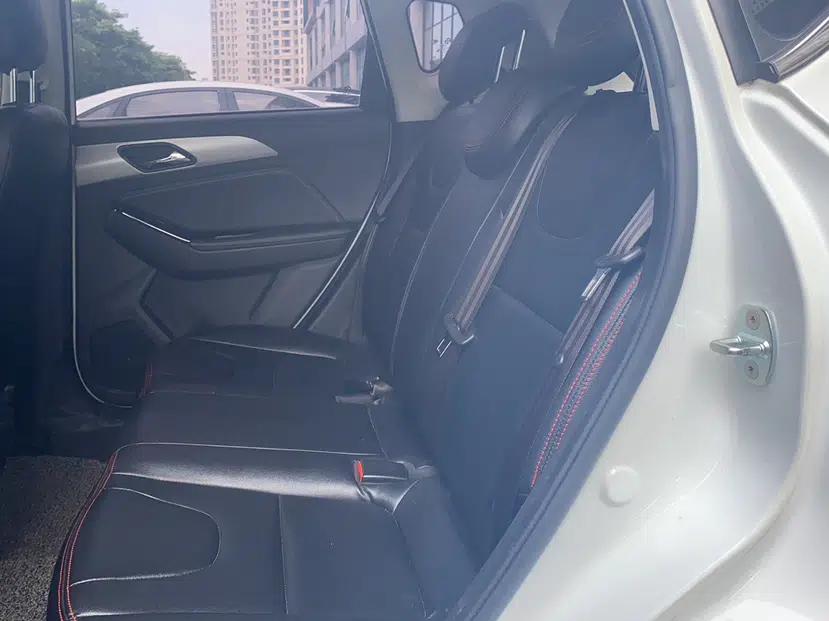 BAIC Beijing X3 2019 1.5T CVT Glory Edition — миниатюра 29