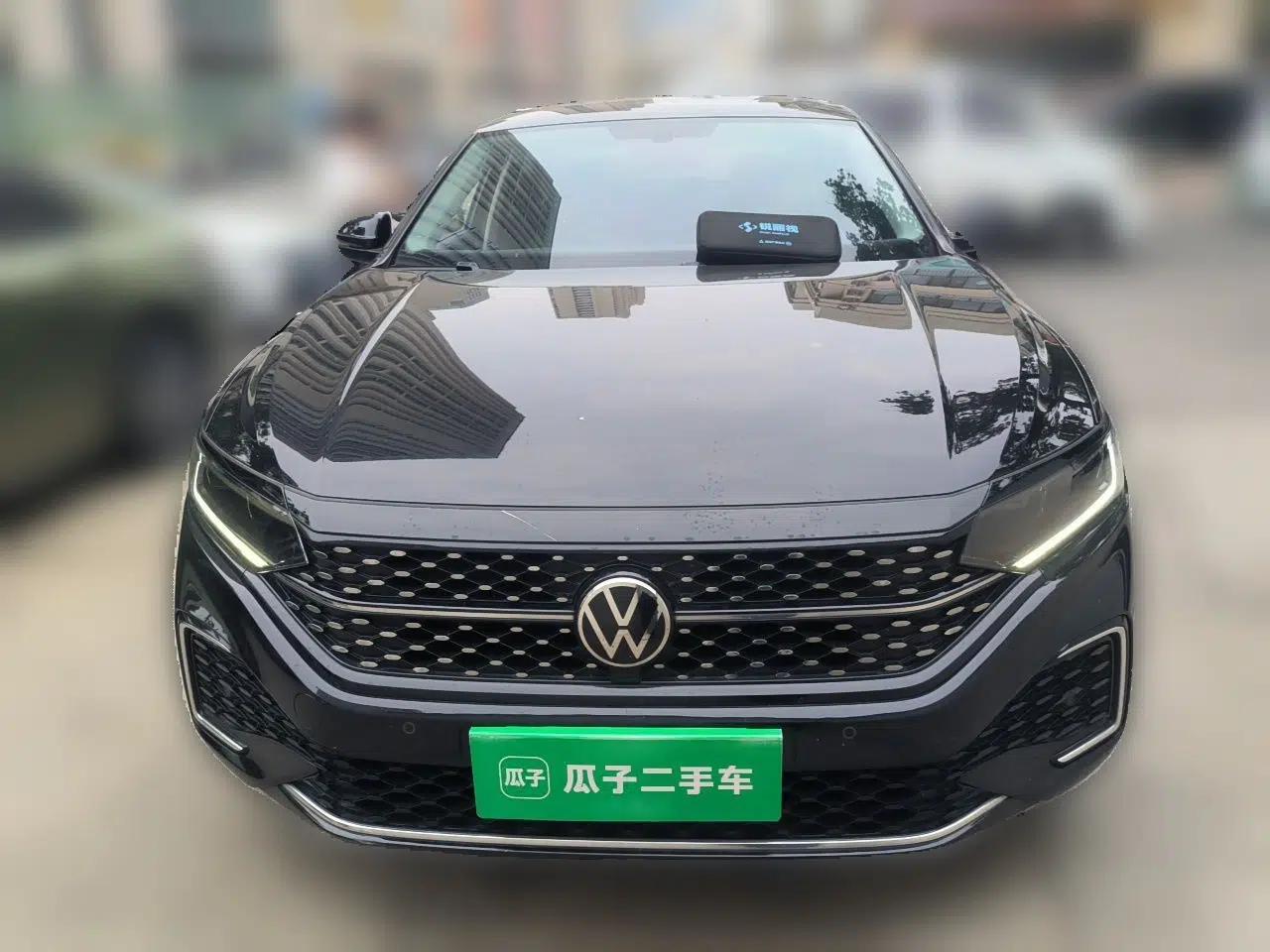 Volkswagen Passat 2023 Revised 330TSI Elite Edition — миниатюра 2