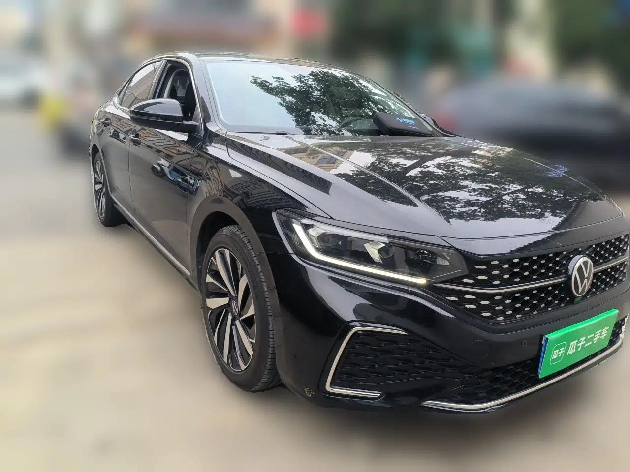 Volkswagen Passat 2023 Revised 330TSI Elite Edition — миниатюра 3