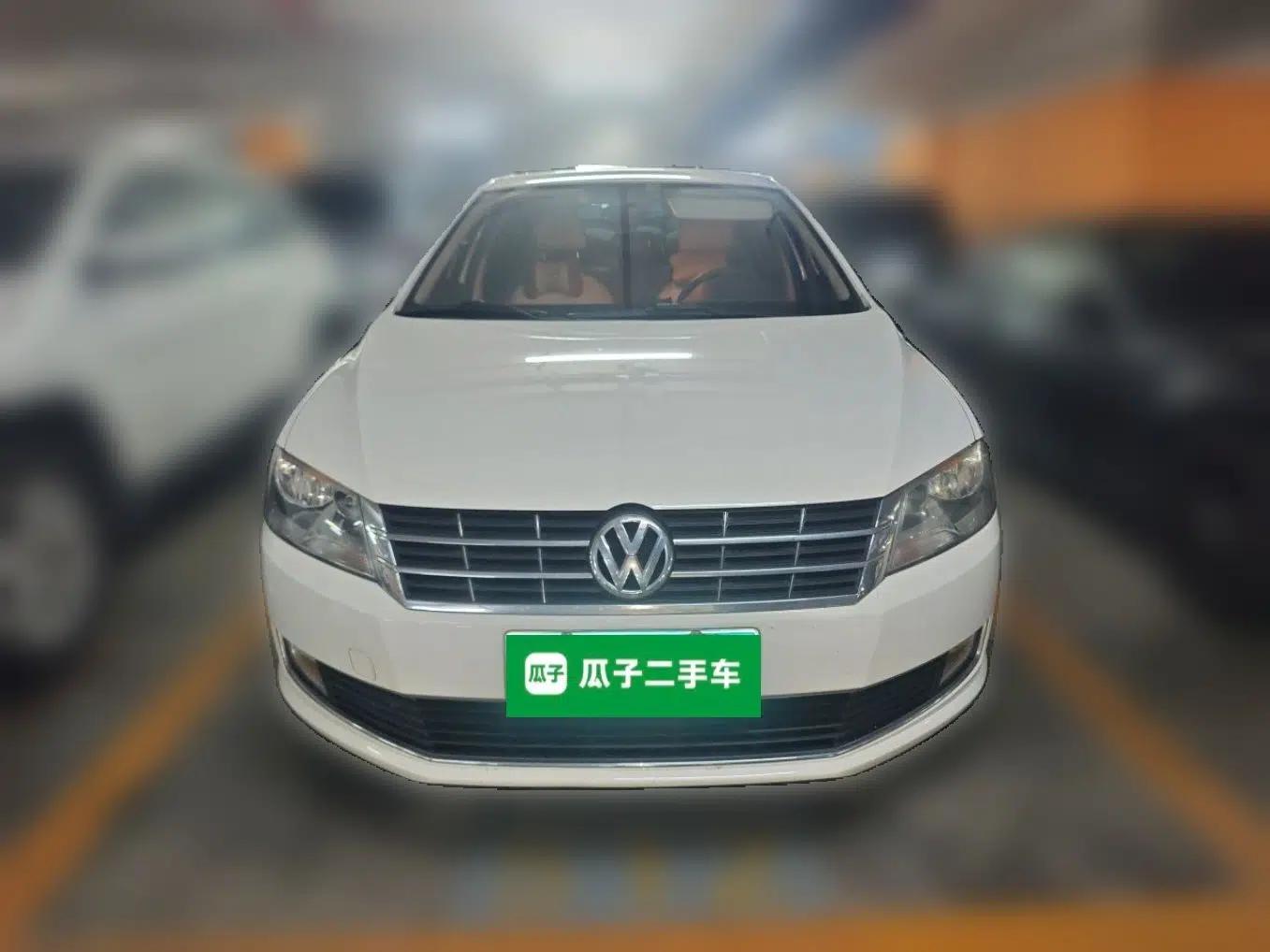 Volkswagen Lavida 2013 Revised Version 1.4 TSI DSG Comfort Edition — миниатюра 2
