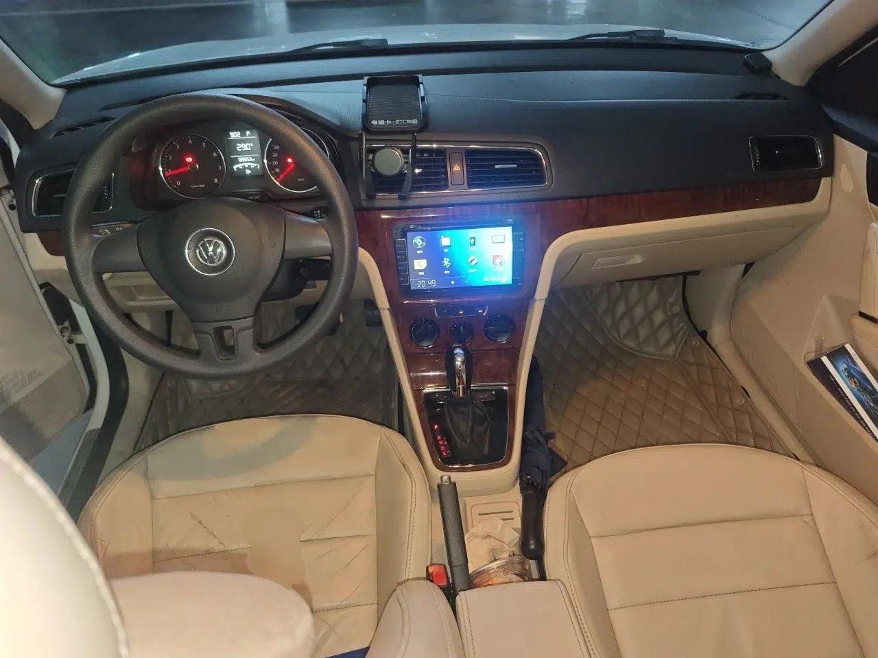 Volkswagen Lavida 2013 Revised Version 1.4 TSI DSG Comfort Edition — миниатюра 9