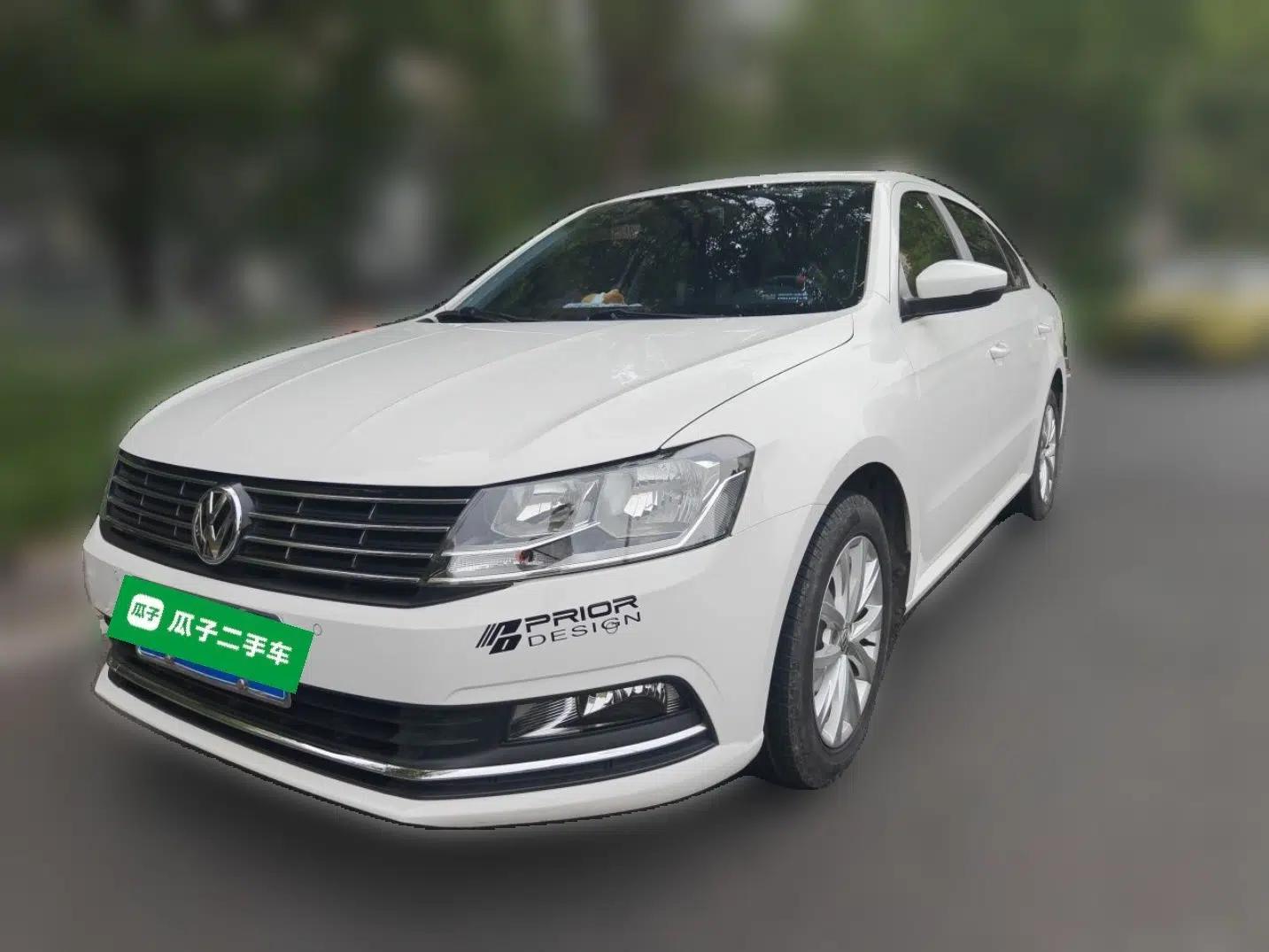 Volkswagen Lavida 2017 1.6L Manual Comfort Edition — миниатюра 1