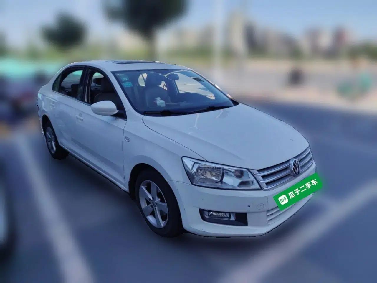 Volkswagen Santana 2015 1.6L Automatic Comfort Edition — миниатюра 3
