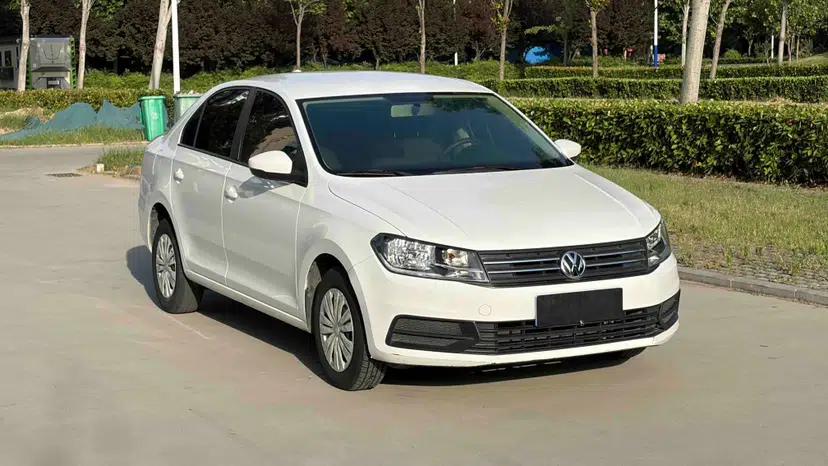 Volkswagen Santana 2021 1.5L Automatic Fashion Edition — миниатюра 3