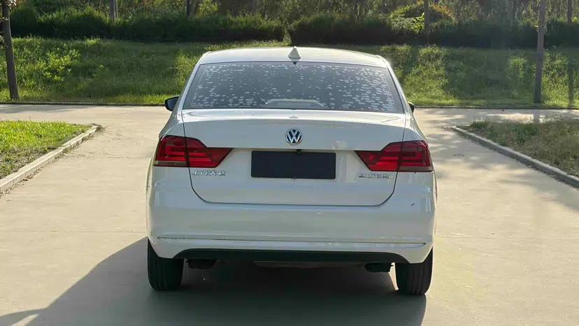 Volkswagen Santana 2021 1.5L Automatic Fashion Edition — миниатюра 5