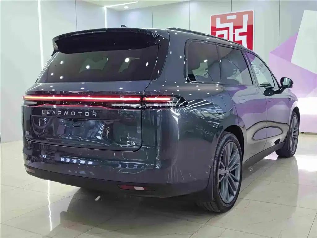 Leapmotor C16 2024 Range Extended 200 Premium Edition — миниатюра 6