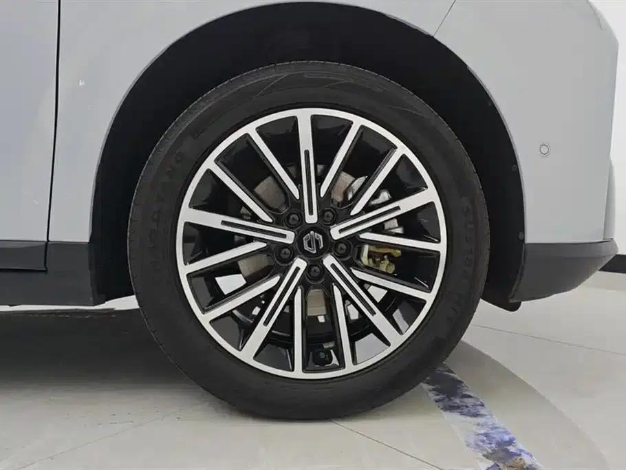 Leapmotor B10 2025 Model 510 Enjoy Edition — миниатюра 6