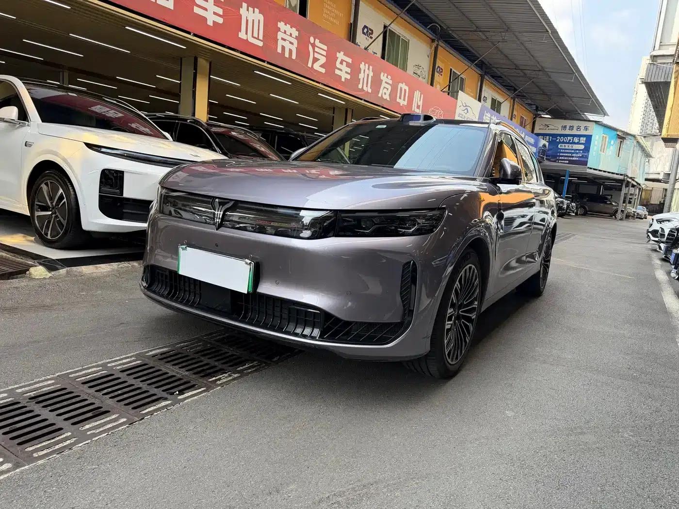 Voyah Free 2025 Free+ 4WD Qiankun Edition — миниатюра 1