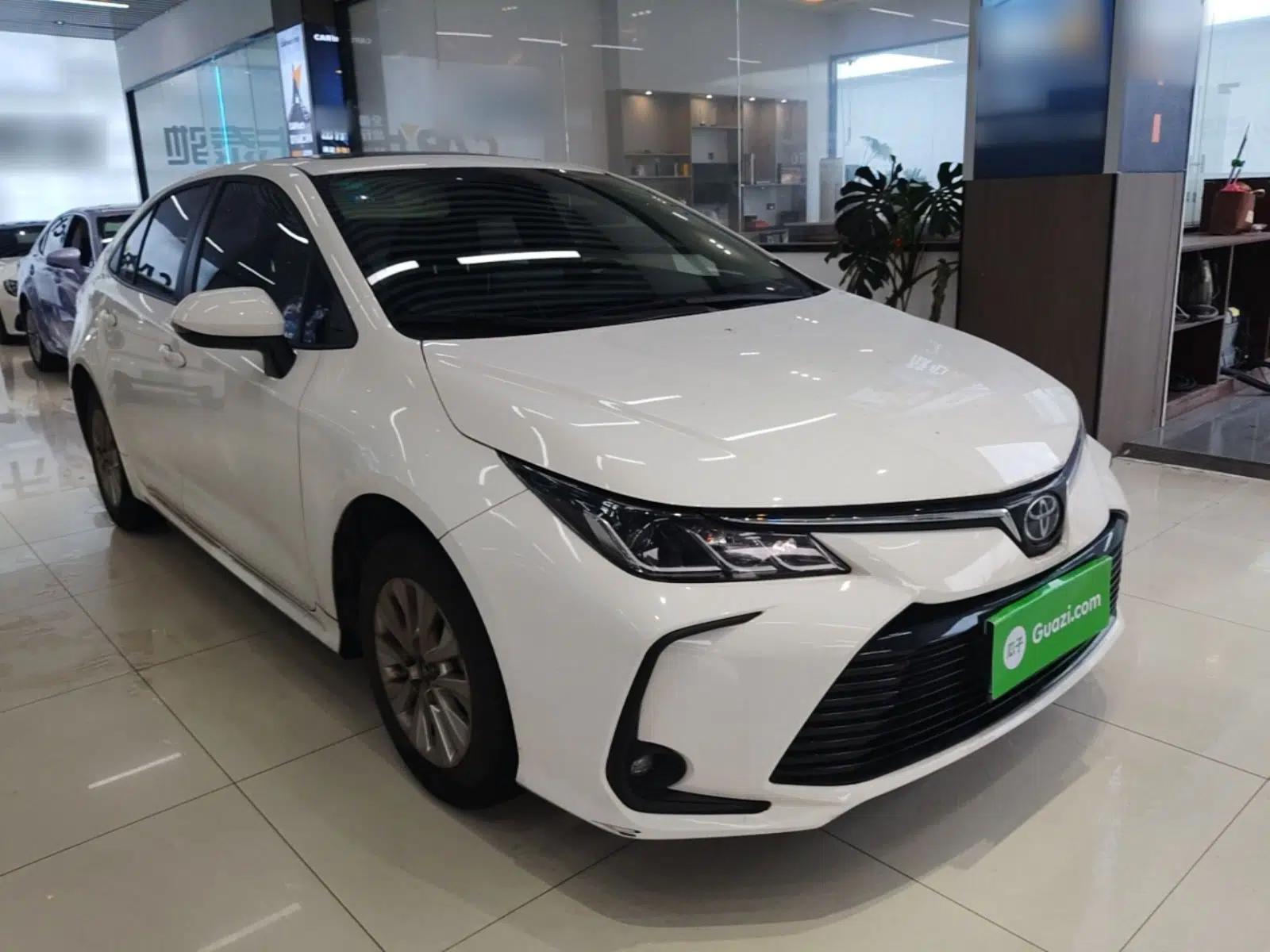 Toyota Corolla 2019 1.2T S-CVT GL-i Elite Edition — миниатюра 3
