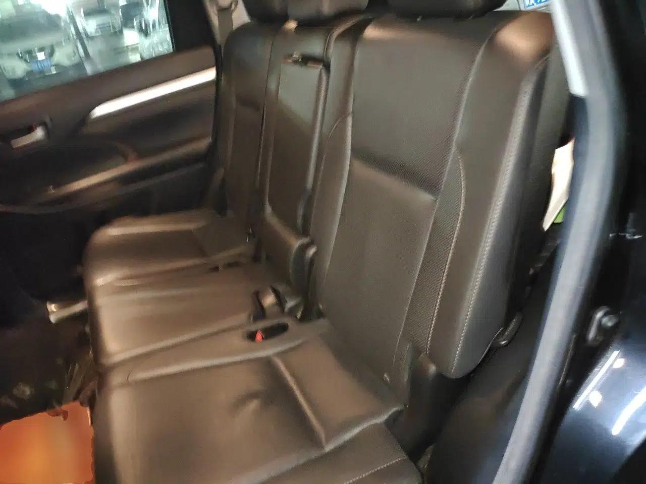 Toyota Highlander 2018 2.0T Four-Wheel Drive Prestige Version 7 Seats China VI Standard — миниатюра 17