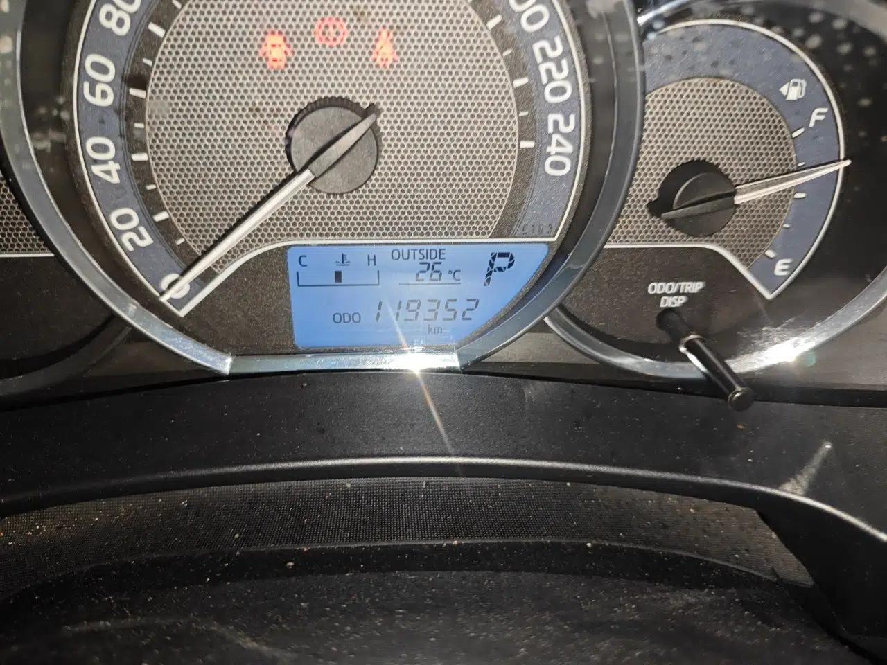 Toyota Levin 2016 1.6G CVT Elite Edition — миниатюра 12