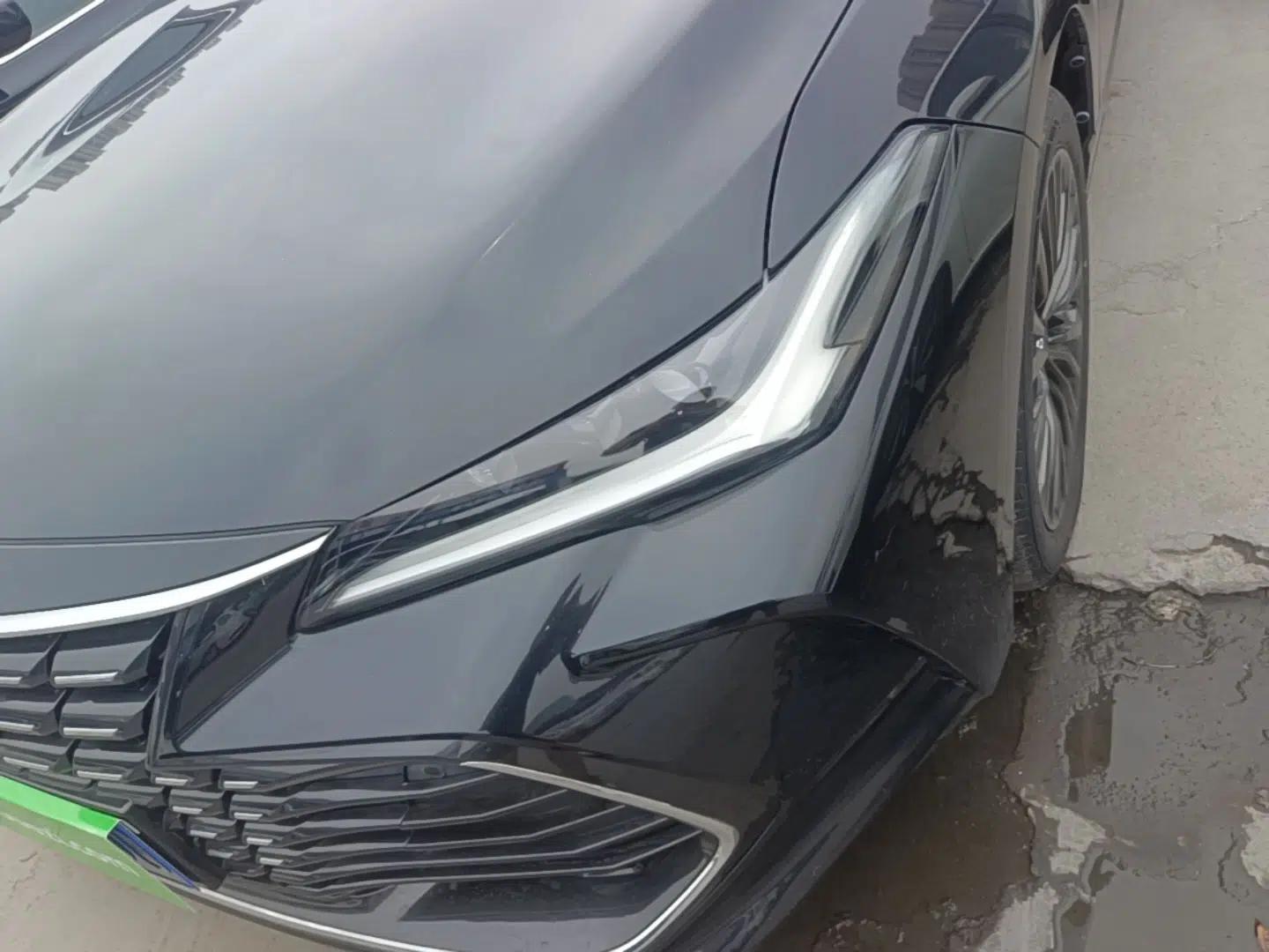 Toyota Avalon 2023 2.0L XLE Deluxe Edition — миниатюра 8