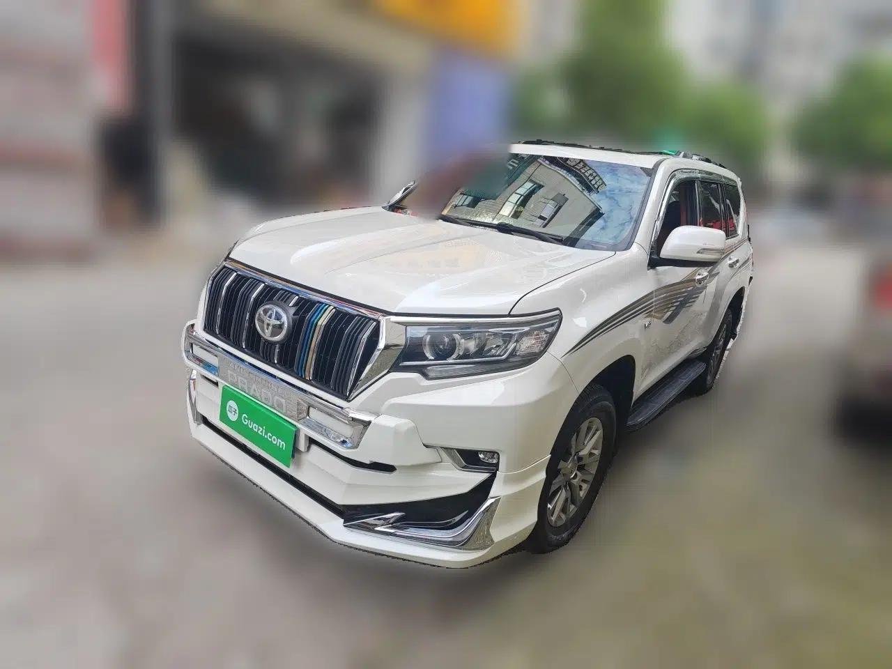 Toyota Prado 2018 3.5L Automatic TX-L with Rear-Mounted Spare Tire — миниатюра 1