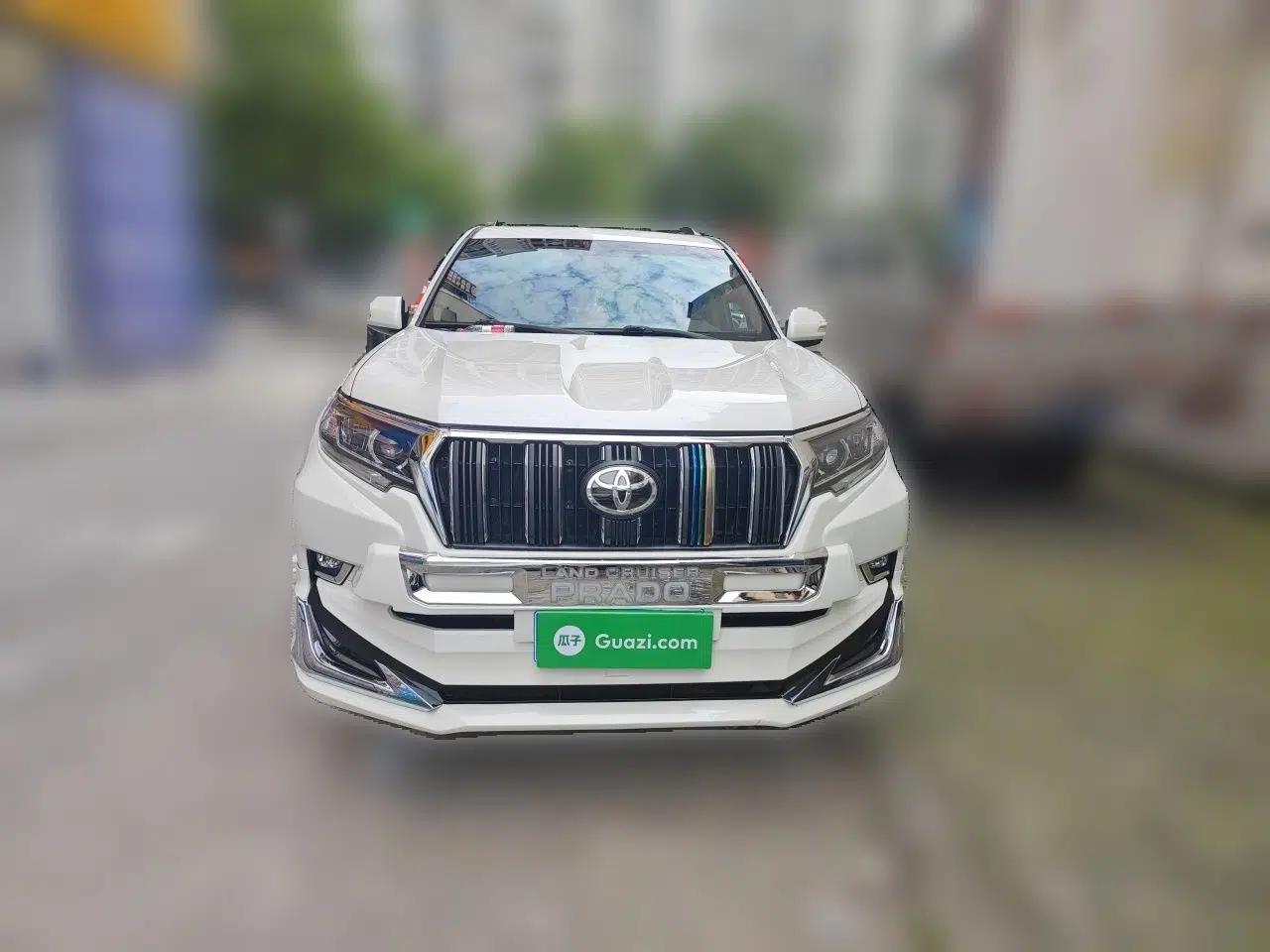 Toyota Prado 2018 3.5L Automatic TX-L with Rear-Mounted Spare Tire — миниатюра 2