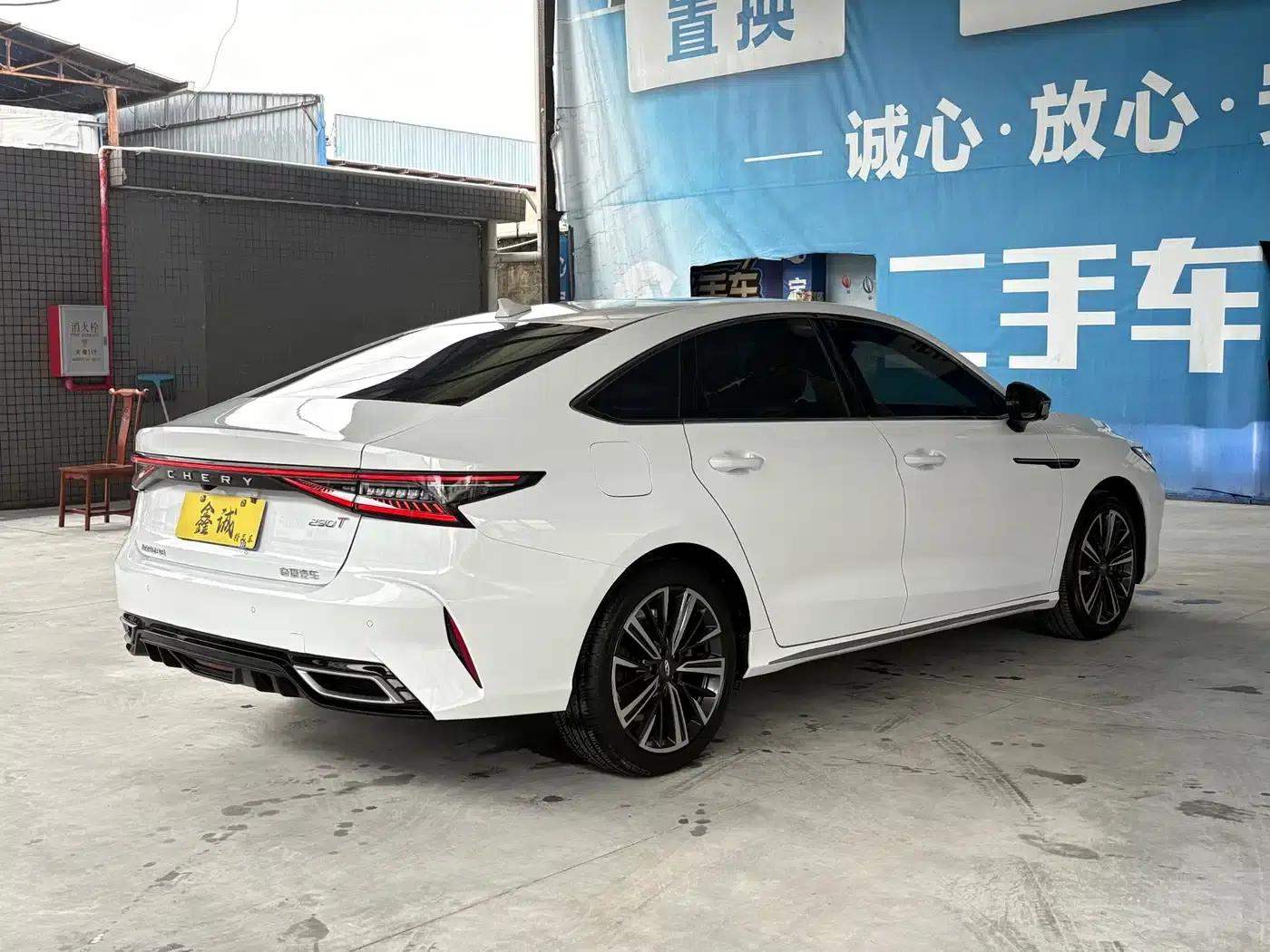 Chery Arrizo 8 2022 1.6T DCT Elegance — миниатюра 26