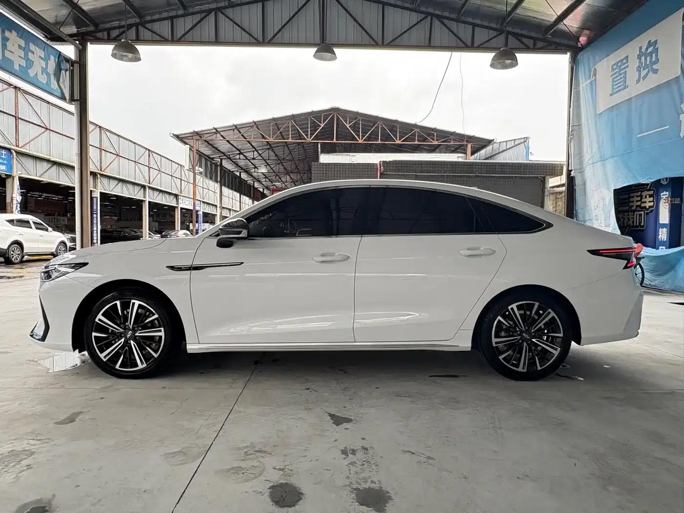 Chery Arrizo 8 2022 1.6T DCT Elegance — миниатюра 30