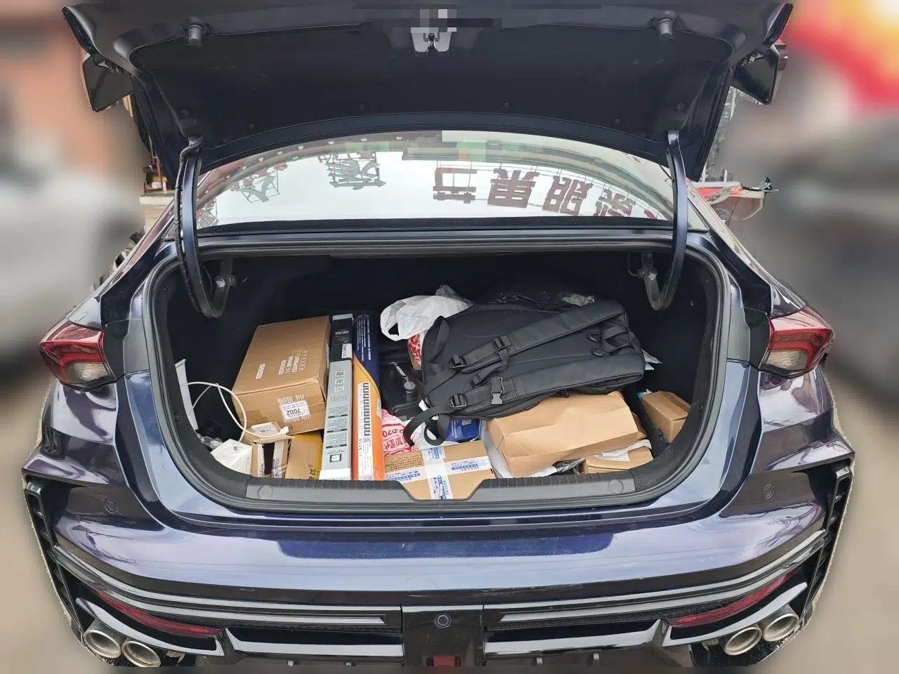 GAC Trumpchi EMPOW 2023 270T DCT J16 Galaxy Fighter Edition — миниатюра 19